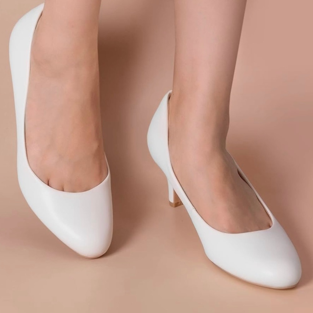 ANKIS low heel comfortable womens white pumps Size 8